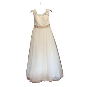 David’s Bridal Ivory Tulle Wedding Dress Lace Illusion Cap Sleeves WG3741 Sz 10
